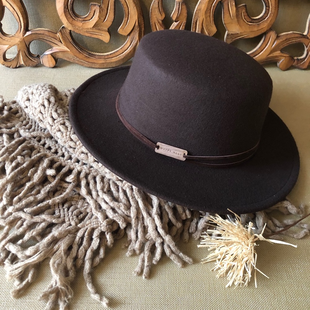 Brown boater hat